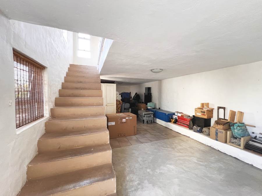 4 Bedroom Property for Sale in Calypso Beach Western Cape